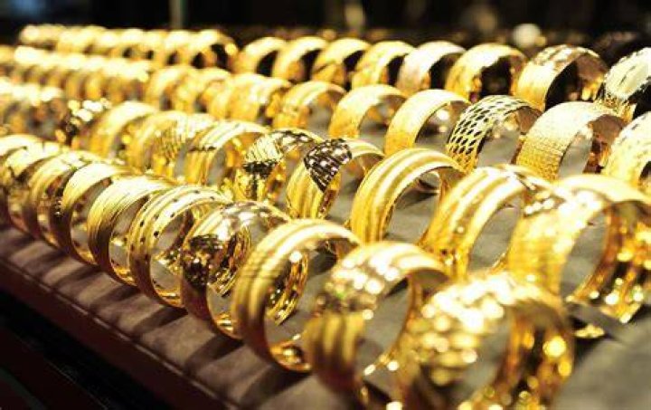 اسعار الذهب في السعودية اليوم: عيارات 24 و21 و18 مع نصائح الشراء